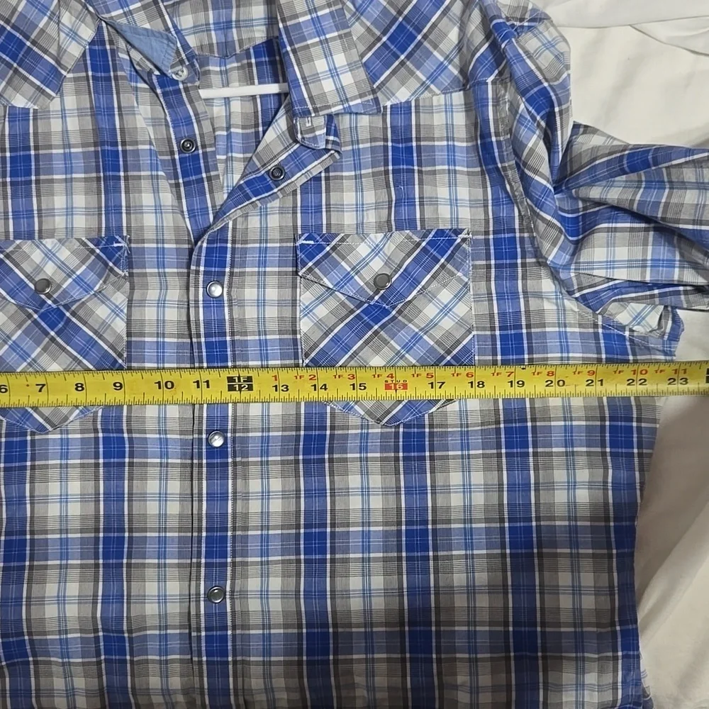 Banana republic checkered long sleeve Sz Large